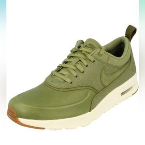 Nike Air Max Thea sz 9.5 NWOT